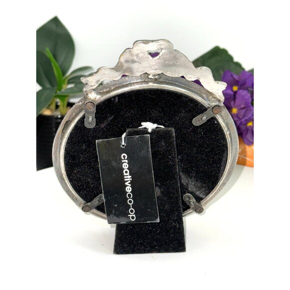 Vintage-Inspired Creative Co-Op 4x4 Brass Photo Frame - Picture 2 of 6